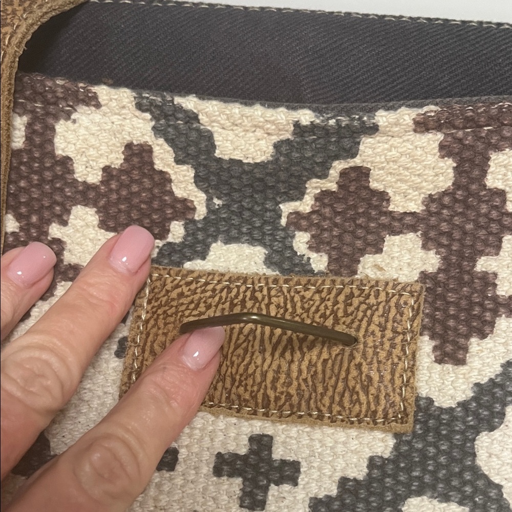 Myra Bag Geometric Brown / Cream w/ leather accents Large Tote - Picture 3 of 12